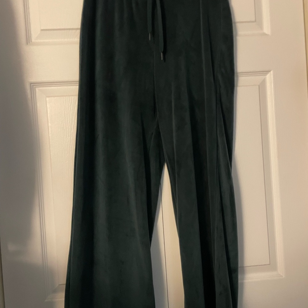 Dark Green Wide-Leg Pants